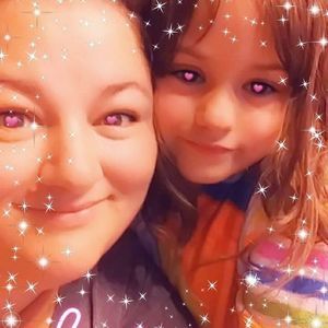 Meet your Posher, Deshaina